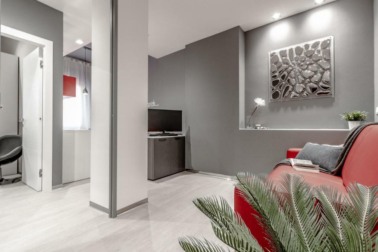 Ugo Bassi Apartments Bologna Exterior photo